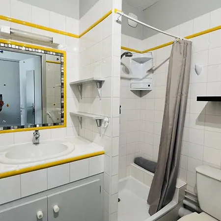 Appartamento T1 Calme Avec Balcon Ensoleillé, 2 Lits, Parking Sécurisé - Fr-1-495-16 Cambo-les-Bains